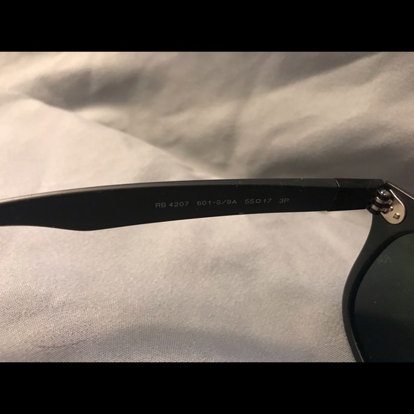 Ray-Ban sunglasses - Picture 5 of 6